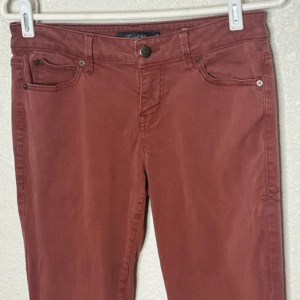 Level 99 Lilly Skinny Straight Light Burgundy Pants Sz 28 - Picture 2 of 7